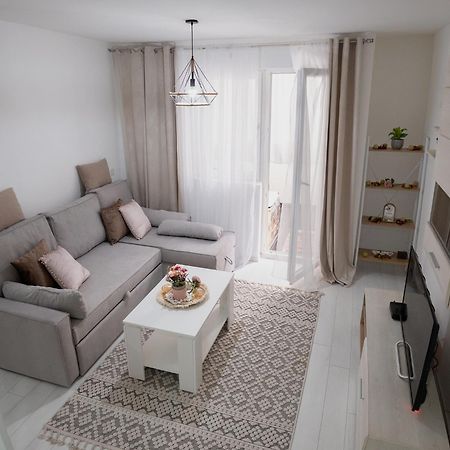 Grandeur Home Apartment Mostar - Free Parking المظهر الخارجي الصورة