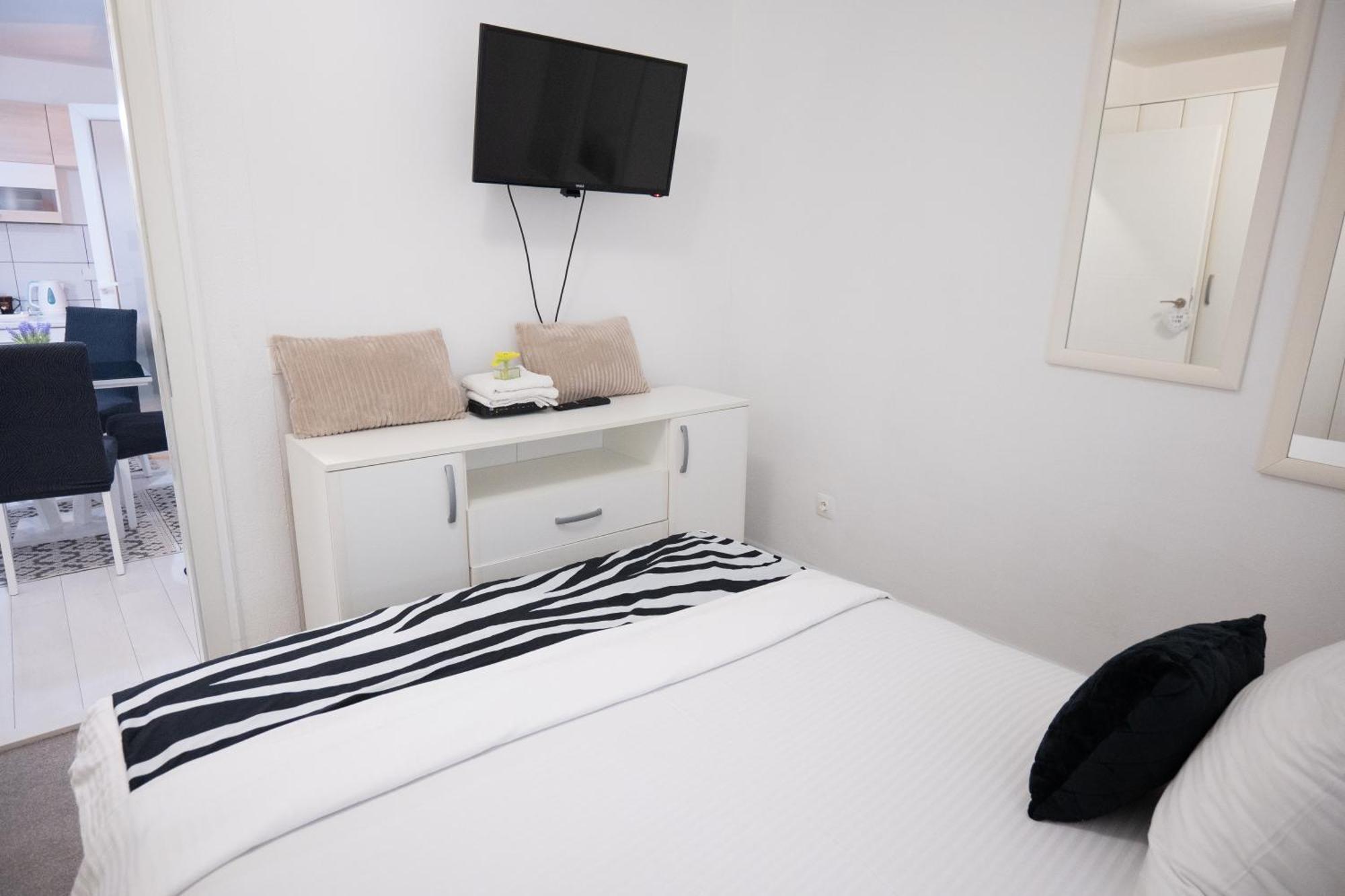 Grandeur Home Apartment Mostar - Free Parking المظهر الخارجي الصورة