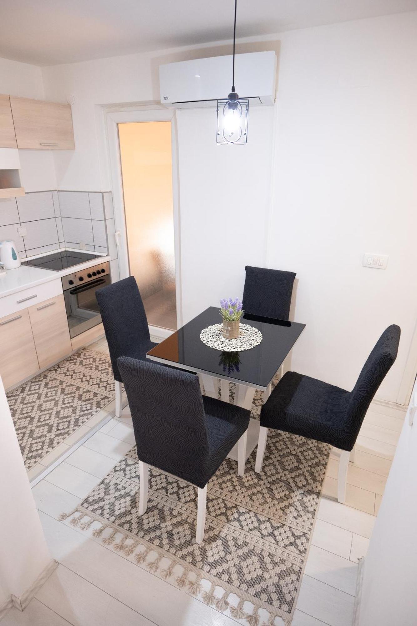 Grandeur Home Apartment Mostar - Free Parking المظهر الخارجي الصورة