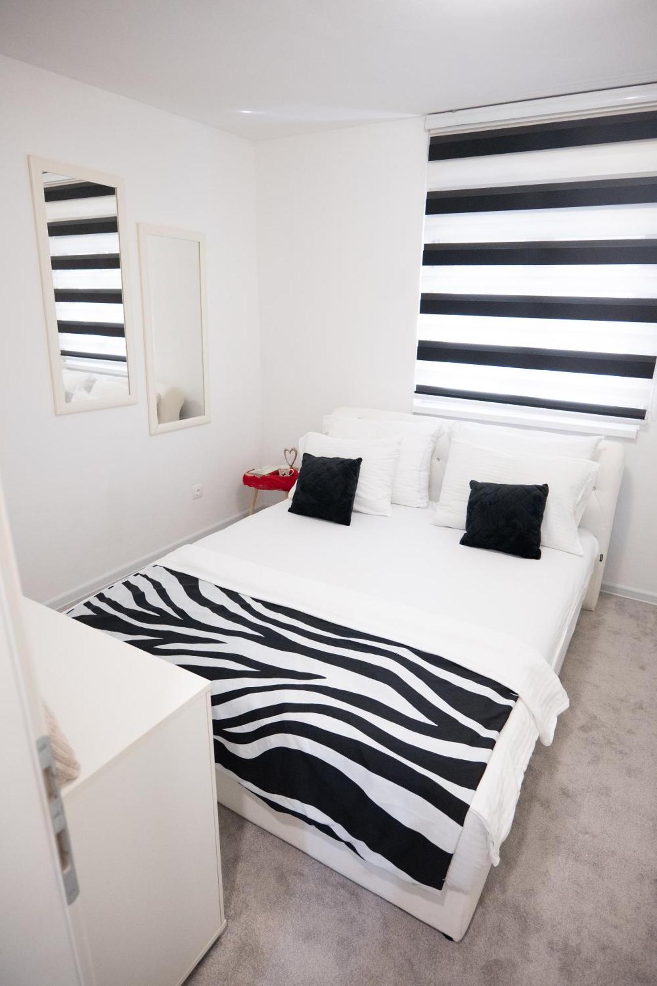 Grandeur Home Apartment Mostar - Free Parking المظهر الخارجي الصورة